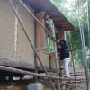 竹林小屋建設−17　天井板張り＋出窓　2月17日